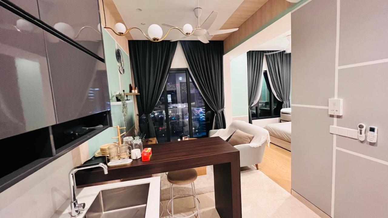 Bbcc Apartments At Lucentia Kuala Lumpur Exterior photo
